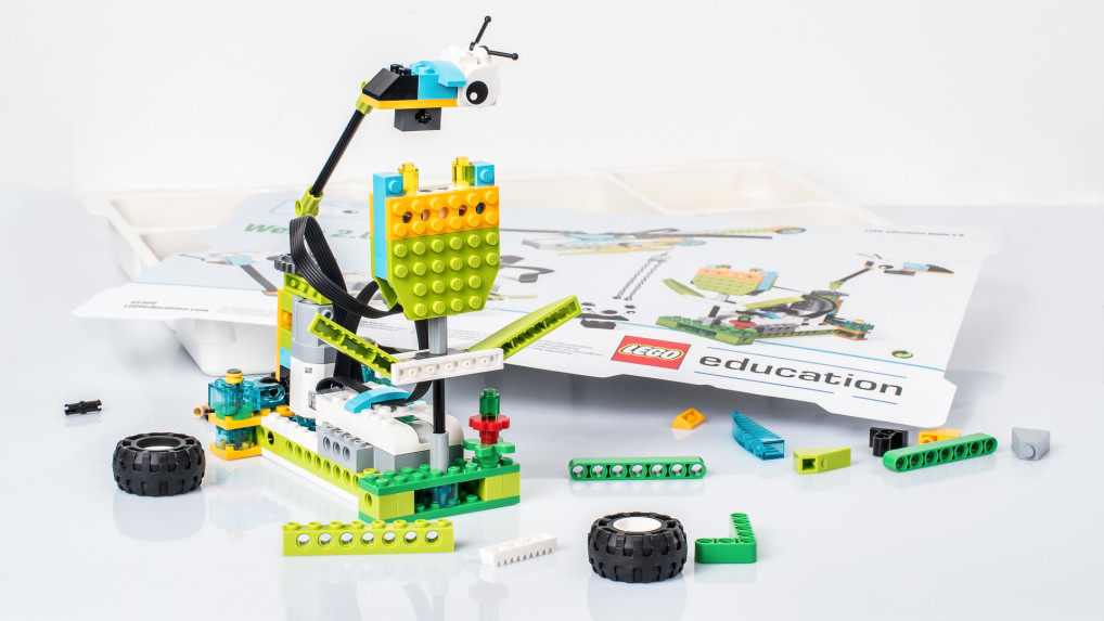 Робототехника на базе конструктора LEGO WeDo 2.0